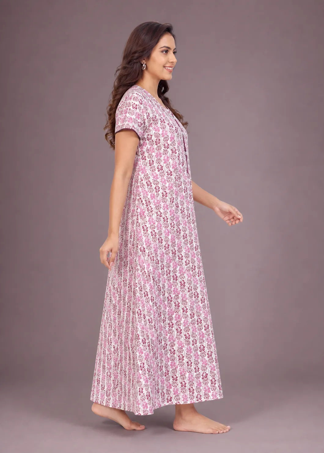 Wine Leaf Print Cotton Nightgown
