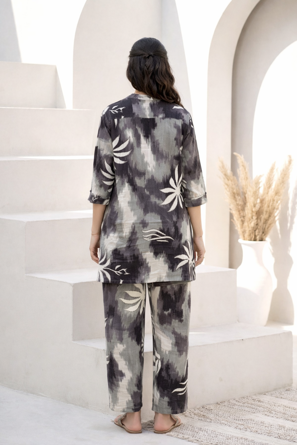 Ink Wave Floral Set