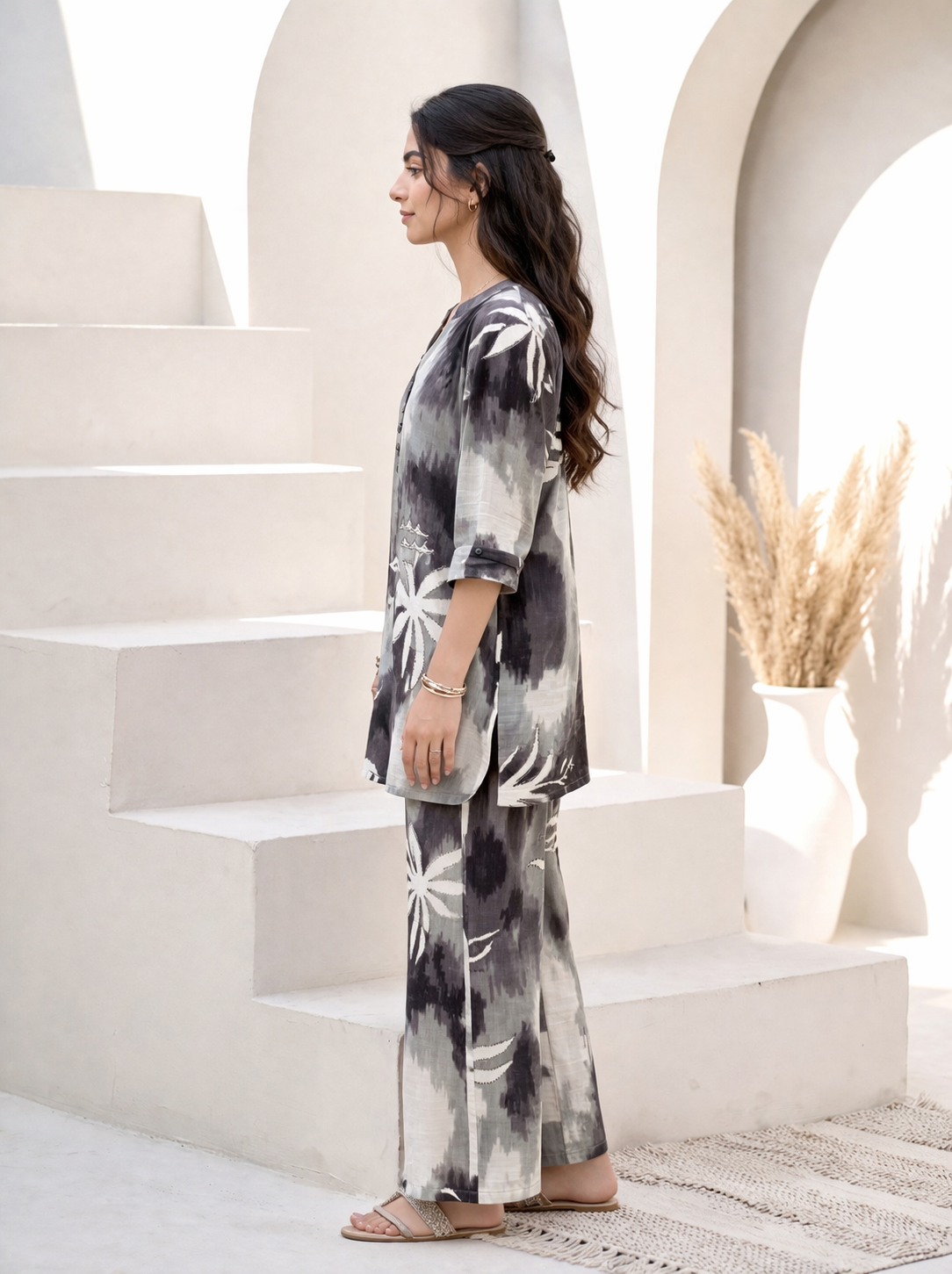 Ink Wave Floral Set
