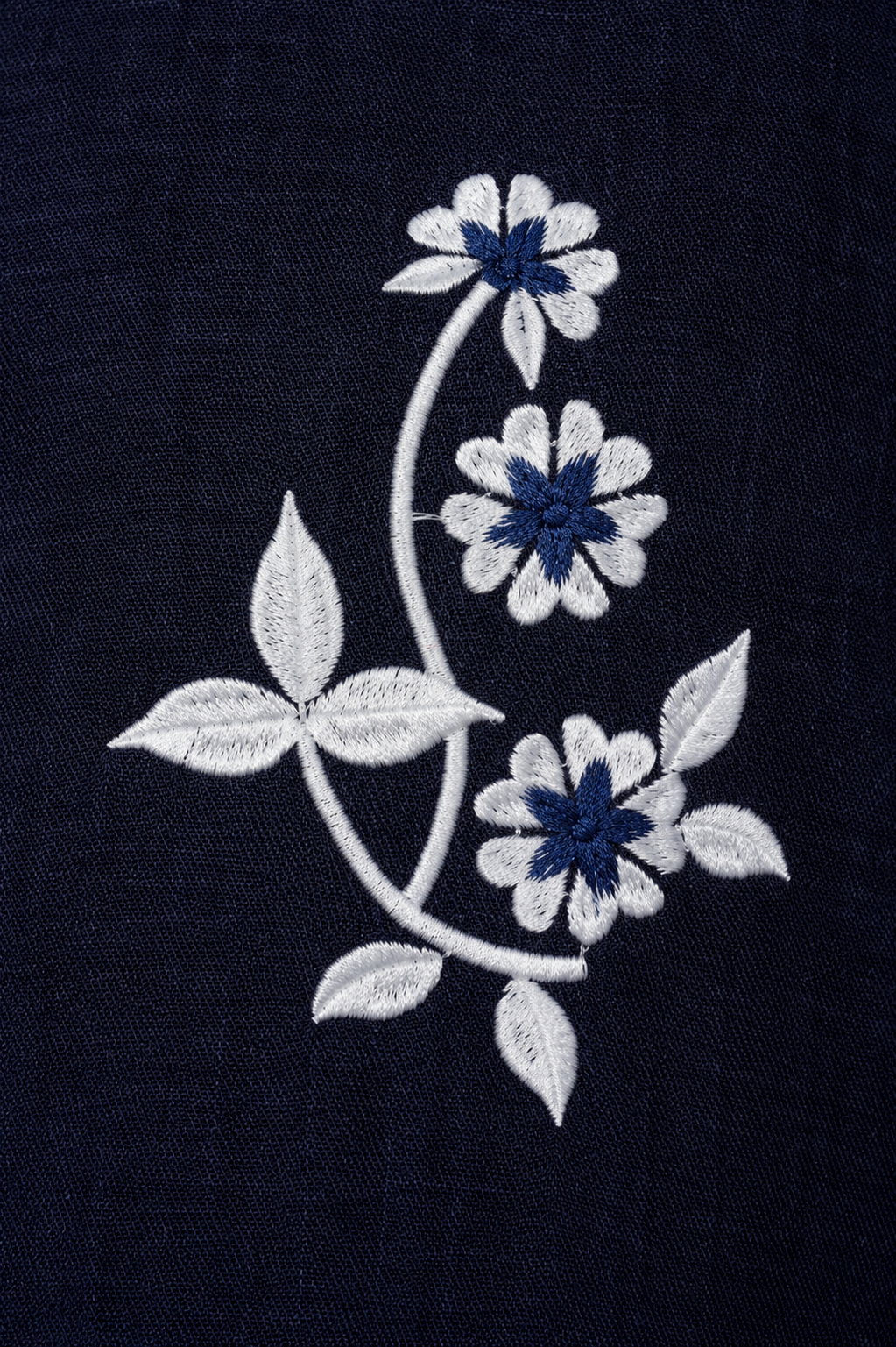Floral Motif Linen Set